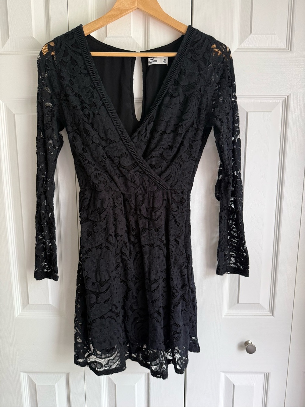 Hollister black lace long sleeve dress size M